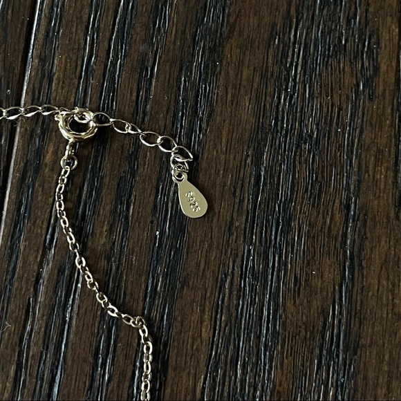 Disc and rhinestone necklace - Picture 3 of 5